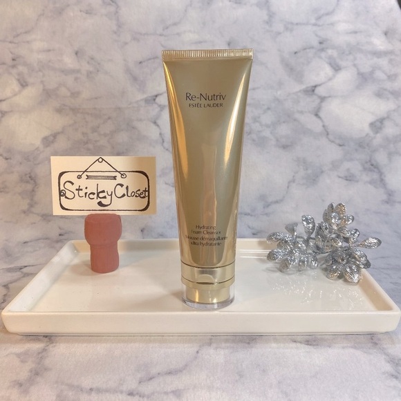 Estee Lauder Other - Estee Lauder Skincare-Re-Nutriv Hydrating Foam Cleanser,Comfort-Full 125ml-NEW